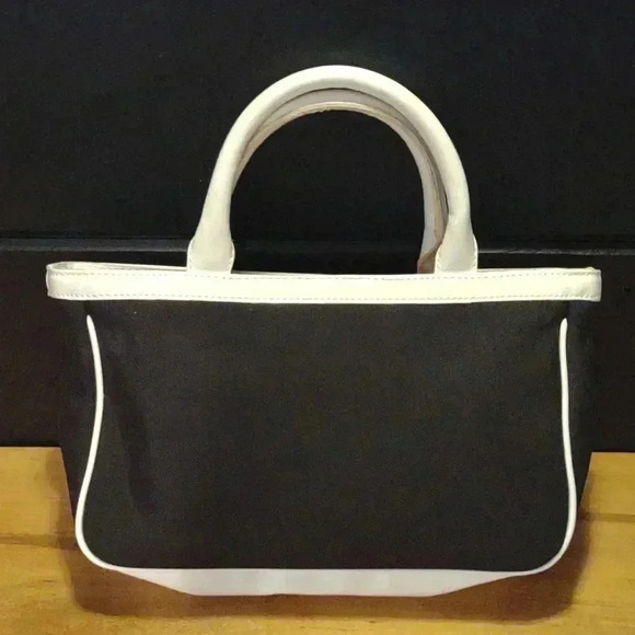 Liz Claiborne black white vinyl cloth 2 pocket zip coin handbag - Picture 3 of 6